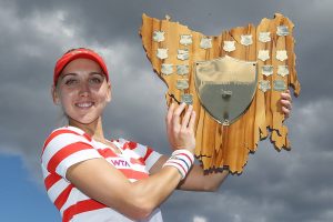 Elena Vesnina with the Moorilla Hobart International trophy